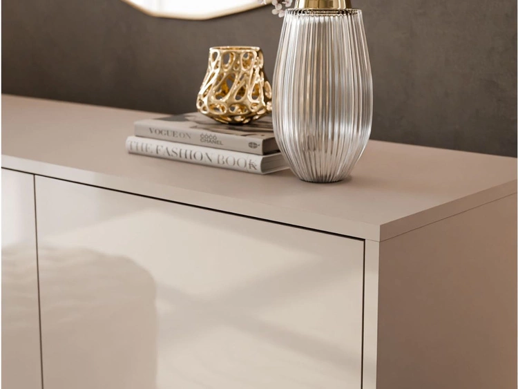 Dreitürige Kommode 154 cm Glamour-Stil auf goldfarbenen Metallbeinen Vivance Kaschmirglanz